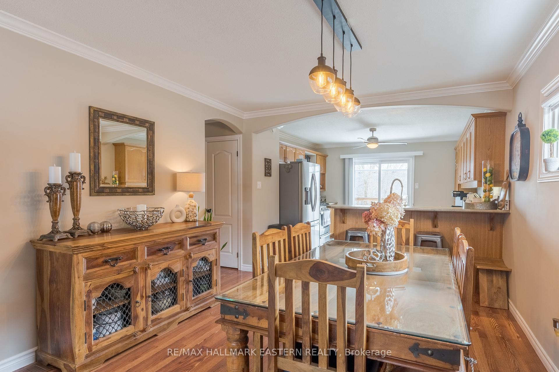 Photo 16 of 657 Trailview Drive, Peterborough, Ashburnham Ward 4 — HOMEH