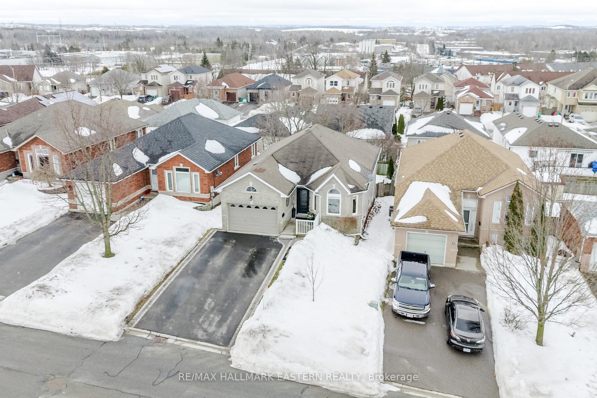 Photo 40 of 657 Trailview Drive, Peterborough, Ashburnham Ward 4 — HOMEH