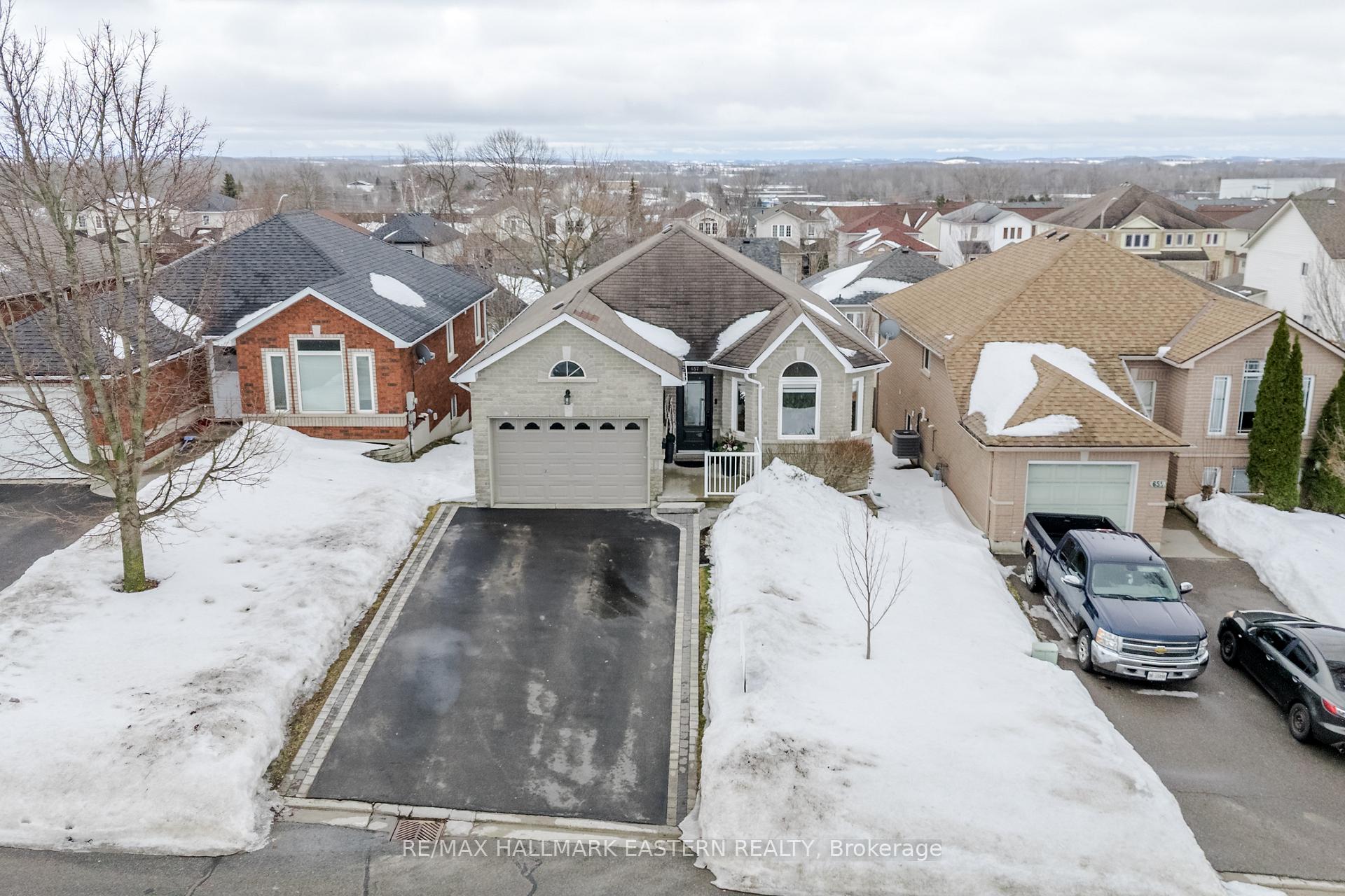 Photo 41 of 657 Trailview Drive, Peterborough, Ashburnham Ward 4 — HOMEH