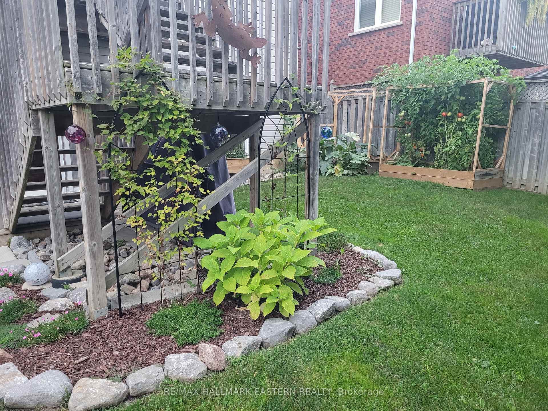 Photo 44 of 657 Trailview Drive, Peterborough, Ashburnham Ward 4 — HOMEH