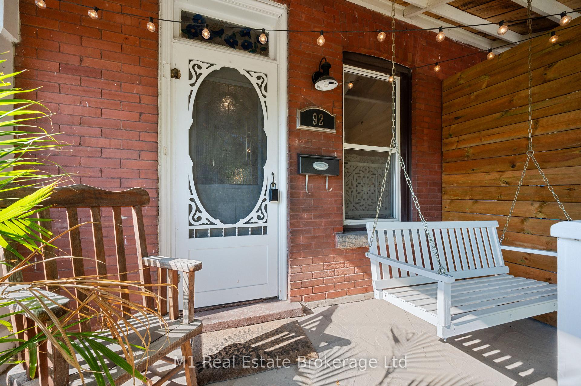 Photo 2 of 92 Alice Street, Guelph, St. Patrick's Ward — HOMEH