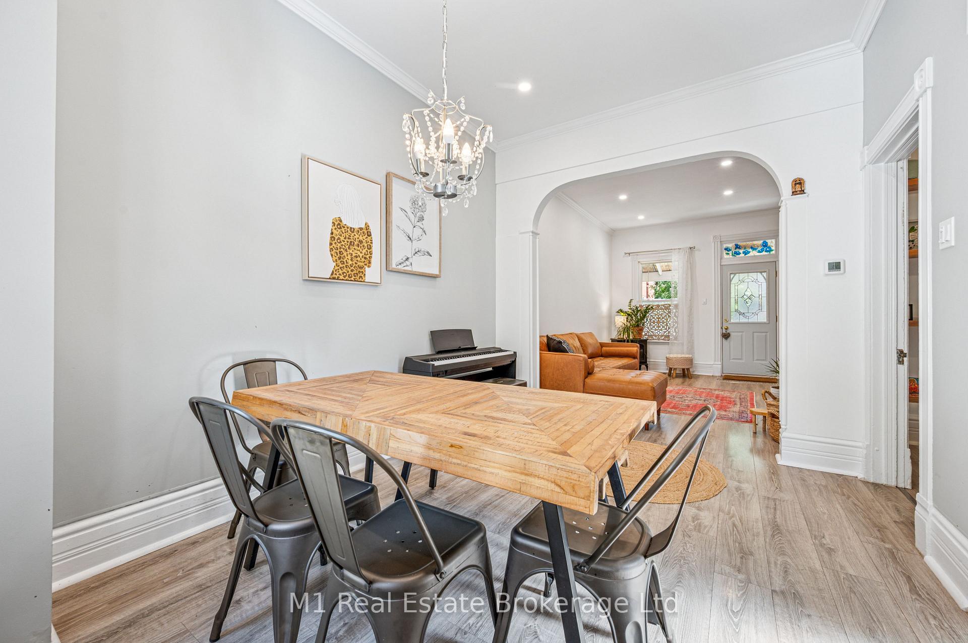 Photo 12 of 92 Alice Street, Guelph, St. Patrick's Ward — HOMEH