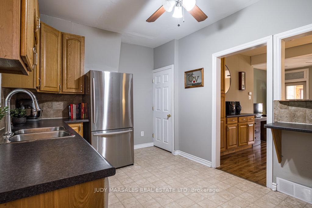 Photo 13 of 251 Balmoral Avenue N, Hamilton, Crown Point — HOMEH
