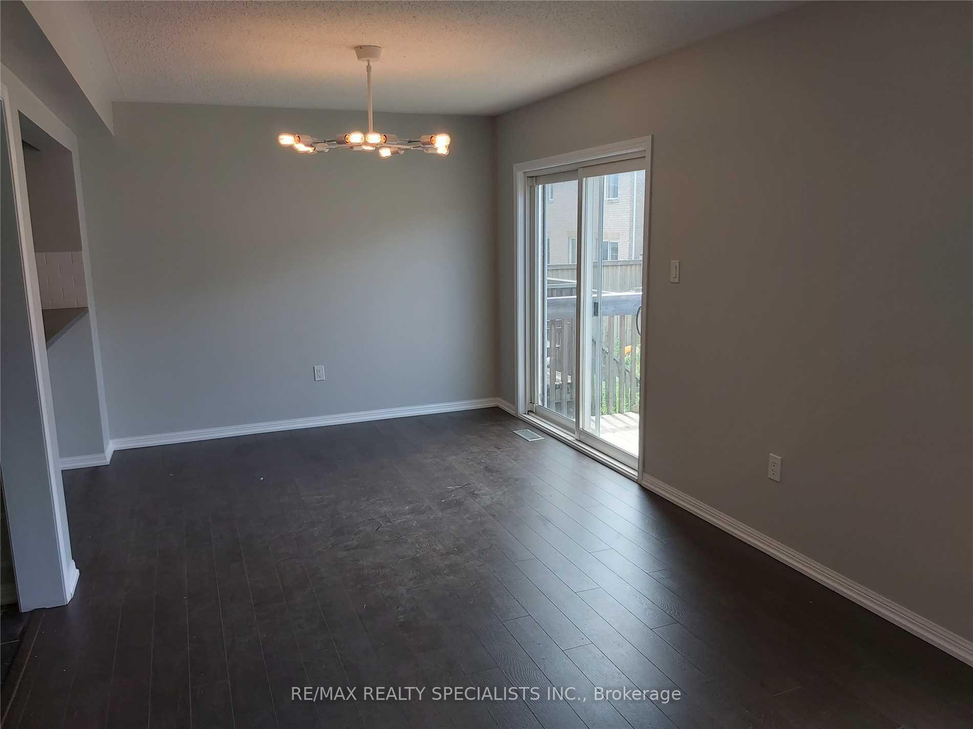 Photo 7 of 271 Mortimer Crescent, Milton, Harrison — HOMEH