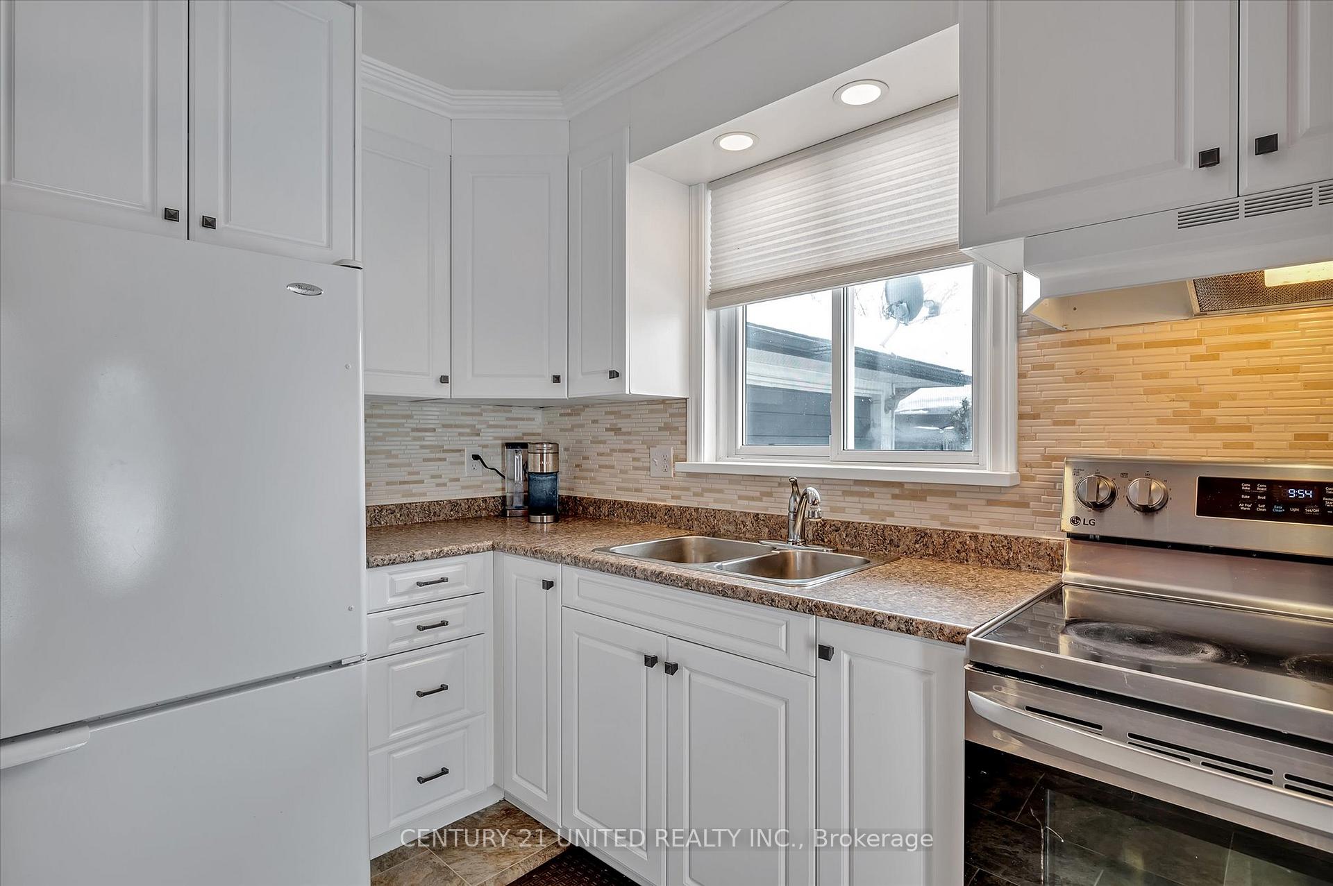 Photo 7 of 130 Greenhill Drive, Peterborough, Otonabee Ward 1 — HOMEH