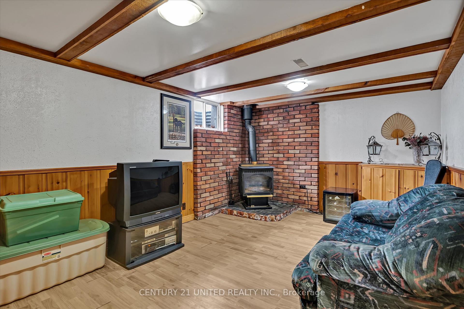 Photo 31 of 130 Greenhill Drive, Peterborough, Otonabee Ward 1 — HOMEH