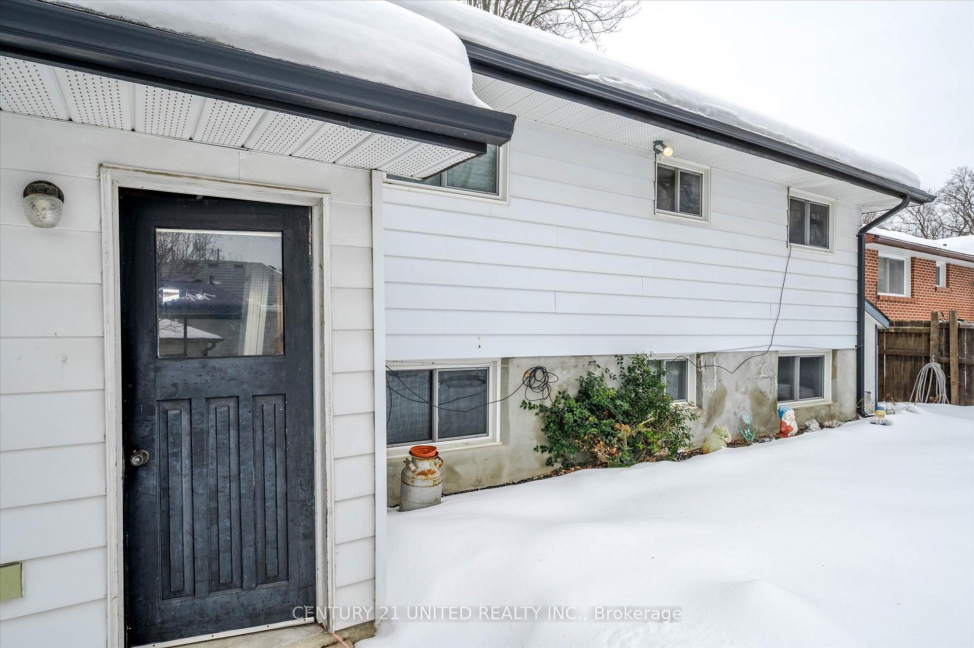 Photo 35 of 130 Greenhill Drive, Peterborough, Otonabee Ward 1 — HOMEH