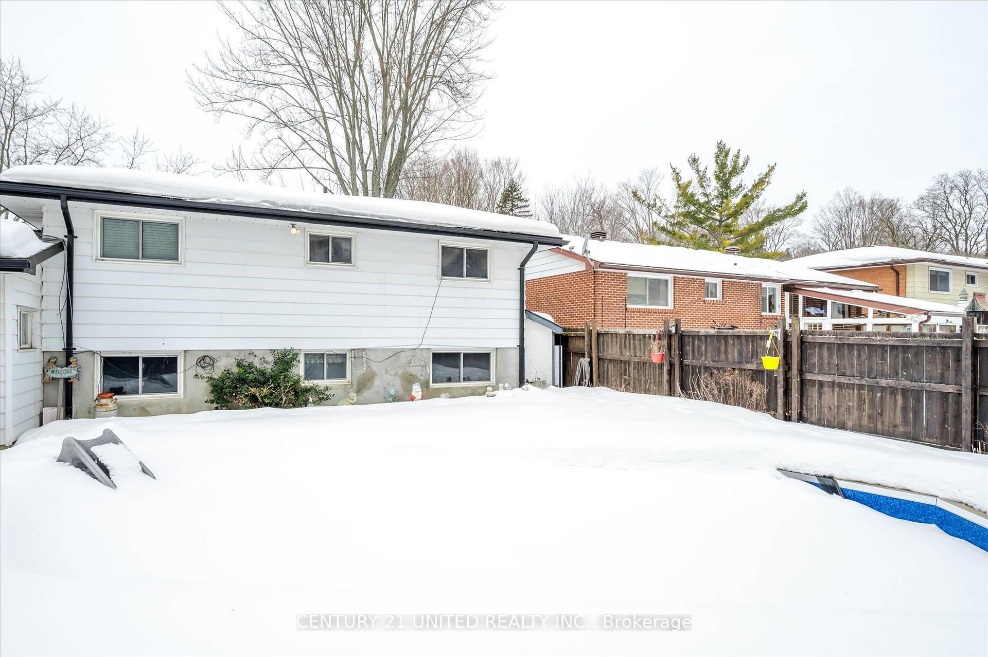 Photo 40 of 130 Greenhill Drive, Peterborough, Otonabee Ward 1 — HOMEH