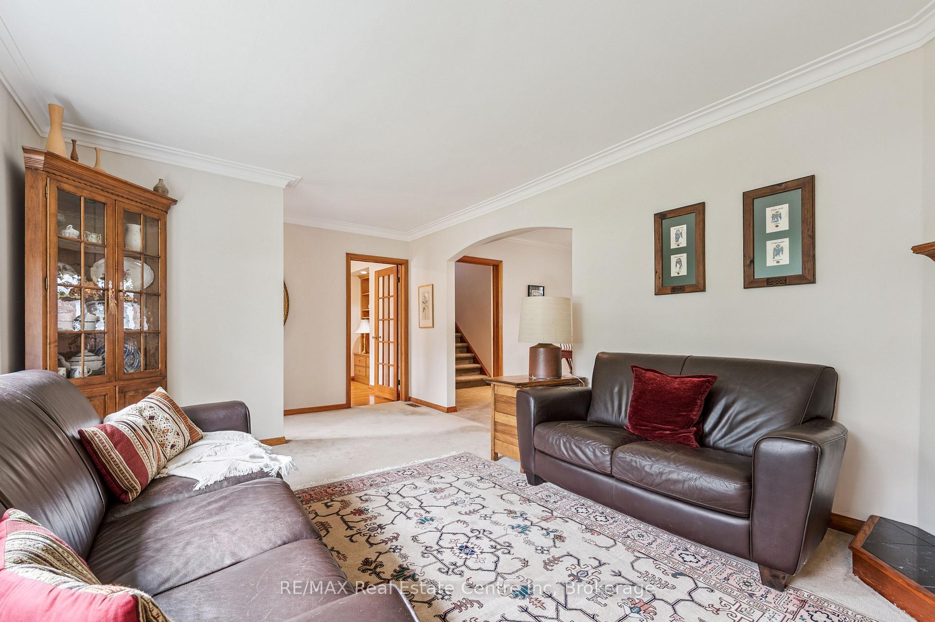 Photo 11 of 69 Forest Street, Guelph, Dovercliffe Park/Old University — HOMEH