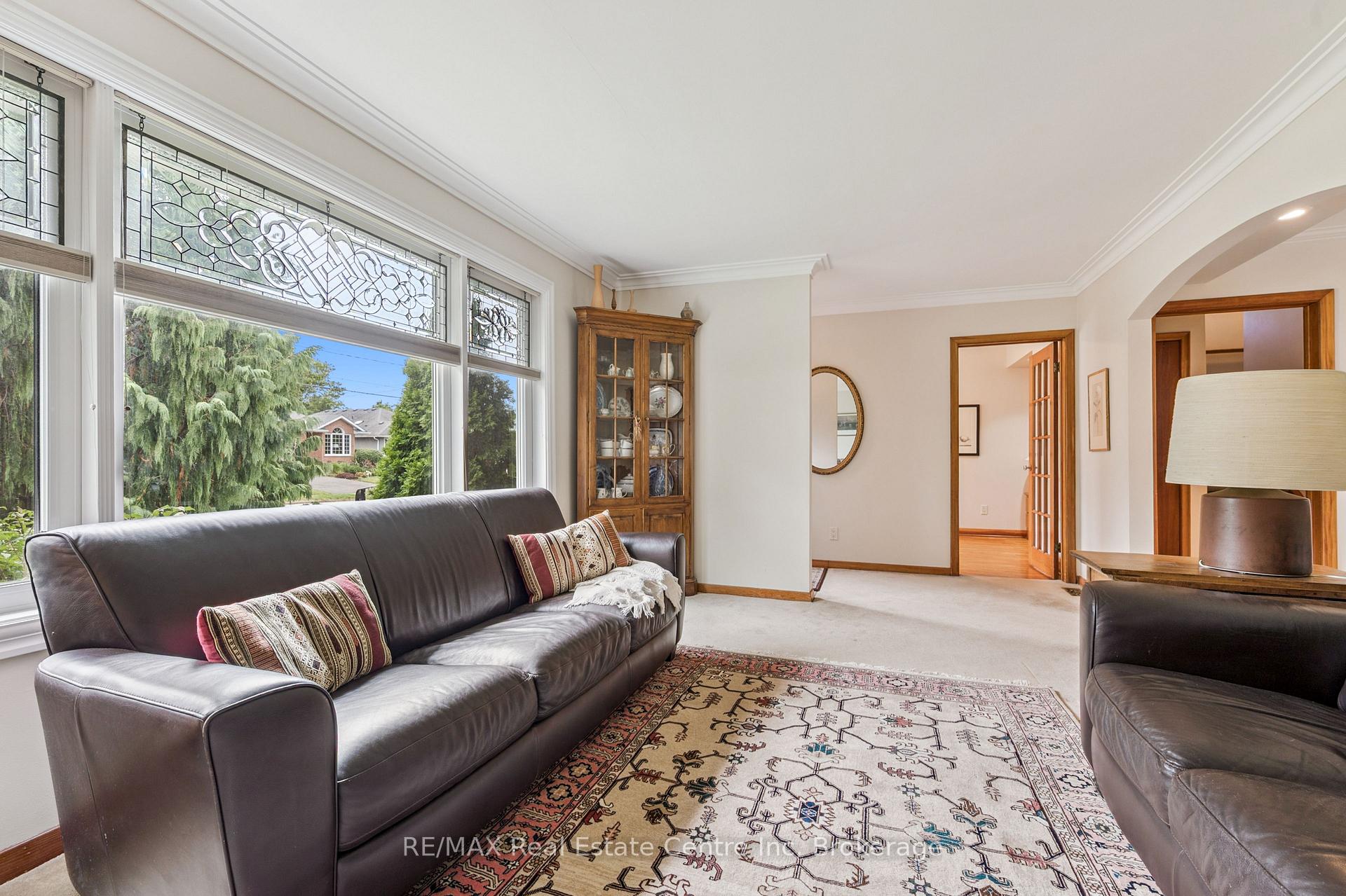 Photo 12 of 69 Forest Street, Guelph, Dovercliffe Park/Old University — HOMEH