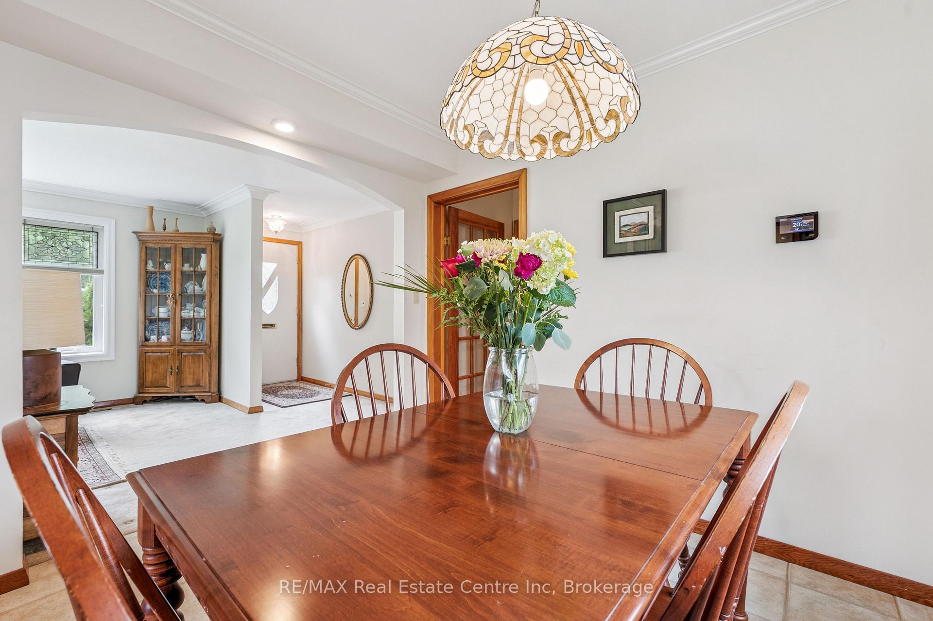 Photo 15 of 69 Forest Street, Guelph, Dovercliffe Park/Old University — HOMEH