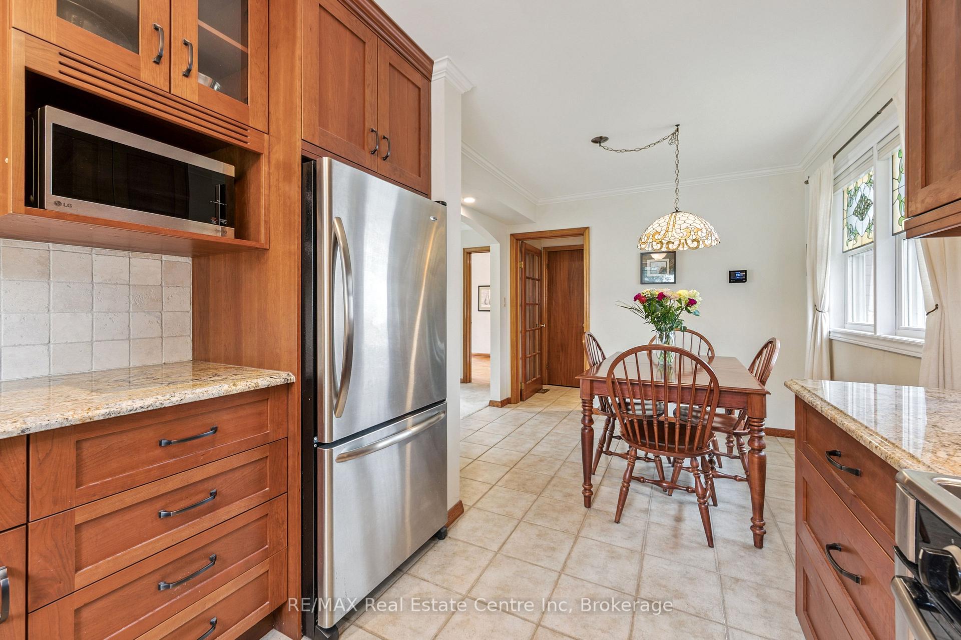 Photo 21 of 69 Forest Street, Guelph, Dovercliffe Park/Old University — HOMEH