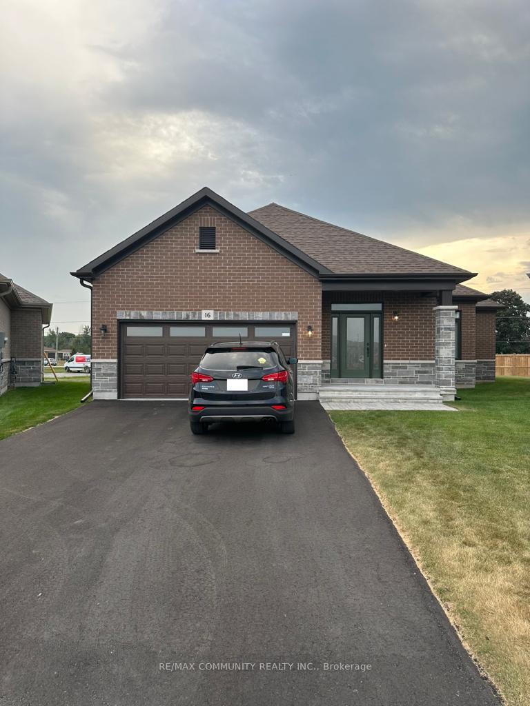 Photo 1 of 16 Athabaska Drive, Belleville, Thurlow Ward — HOMEH