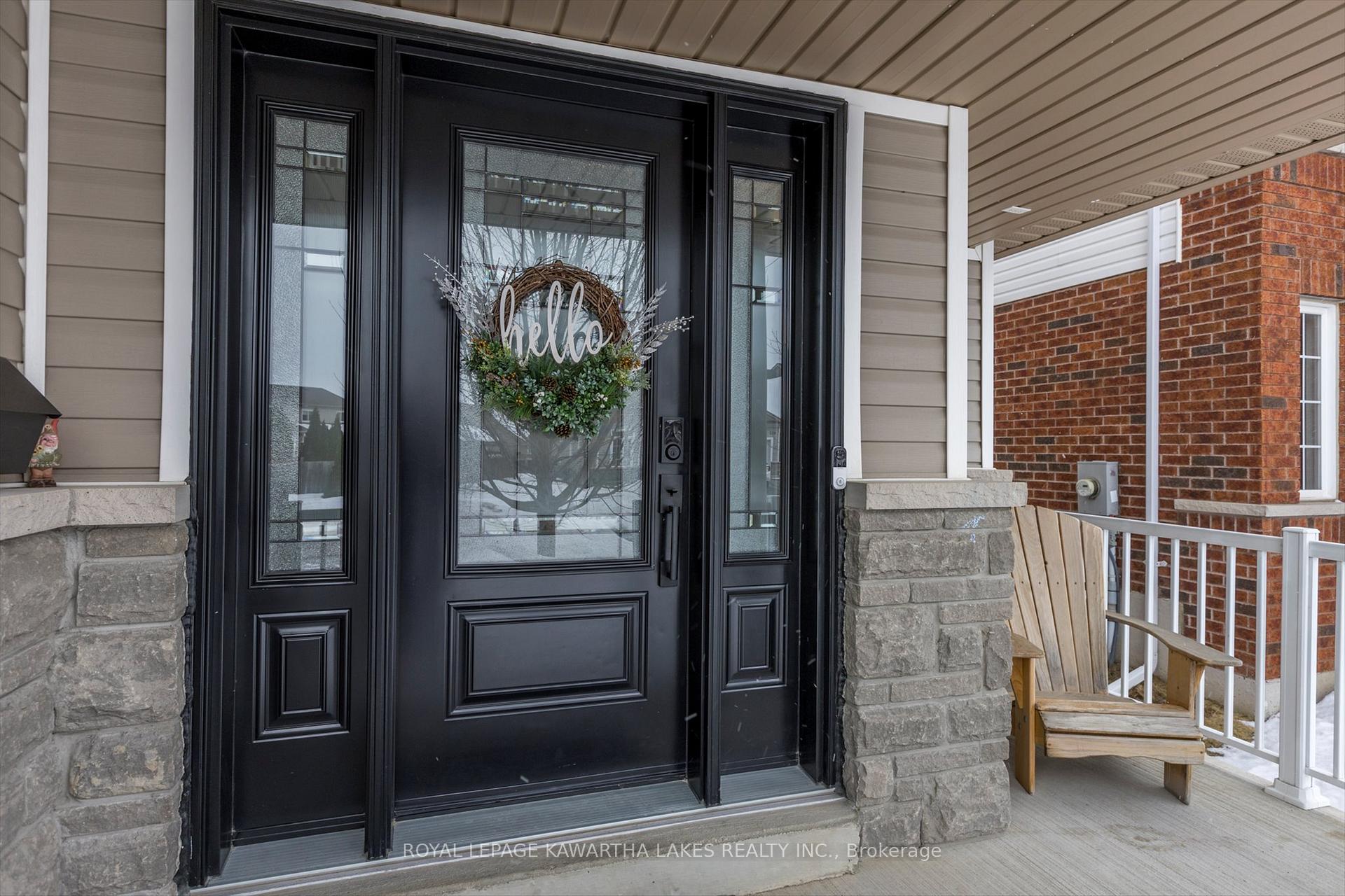 Photo 4 of 608 Tully Crescent, Peterborough, Monaghan Ward 2 — HOMEH