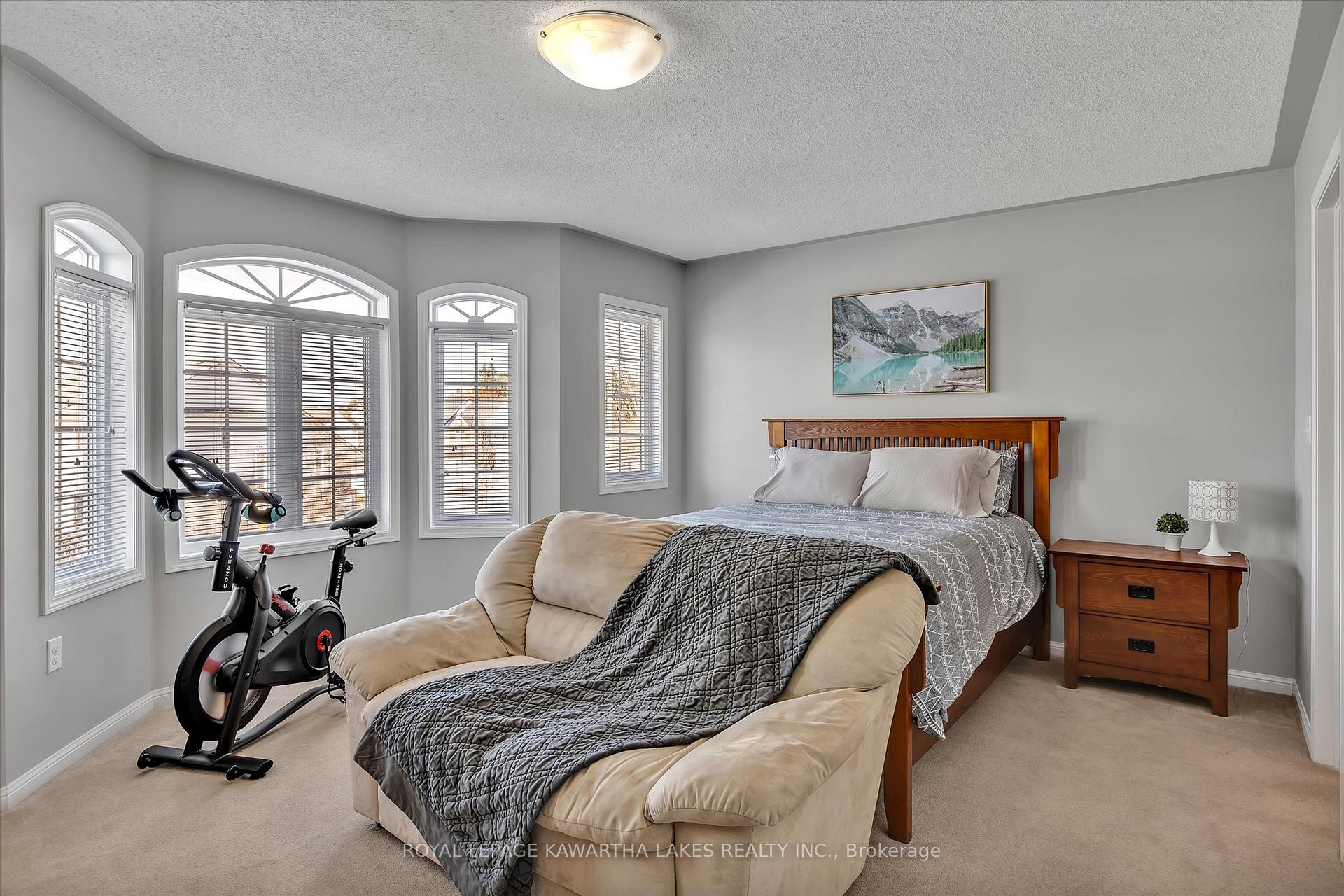 Photo 29 of 608 Tully Crescent, Peterborough, Monaghan Ward 2 — HOMEH