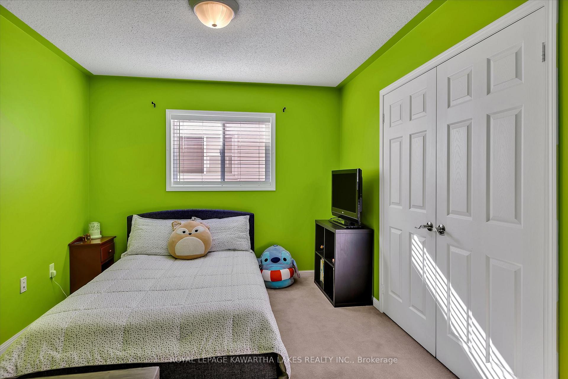 Photo 34 of 608 Tully Crescent, Peterborough, Monaghan Ward 2 — HOMEH