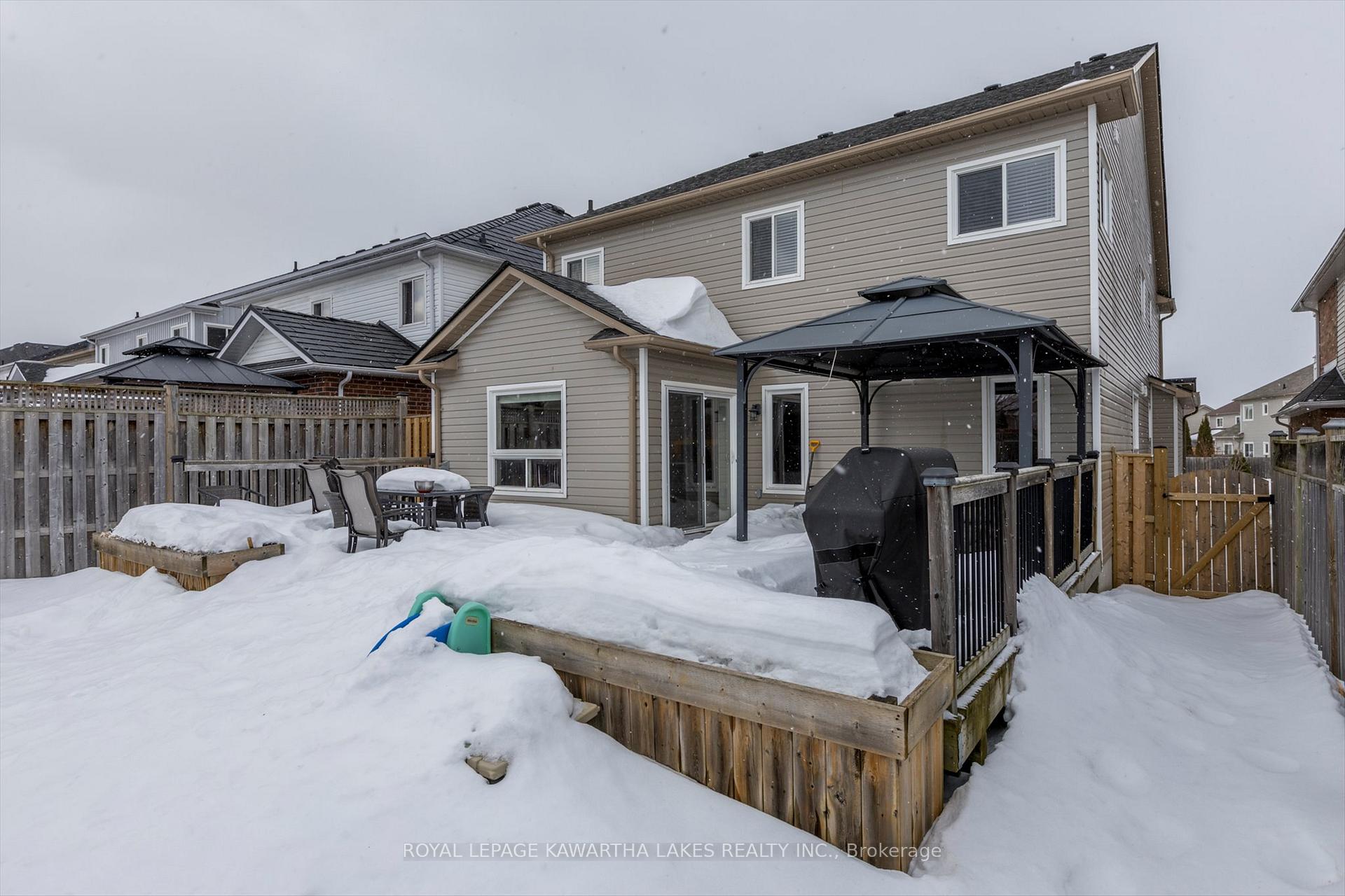 Photo 48 of 608 Tully Crescent, Peterborough, Monaghan Ward 2 — HOMEH