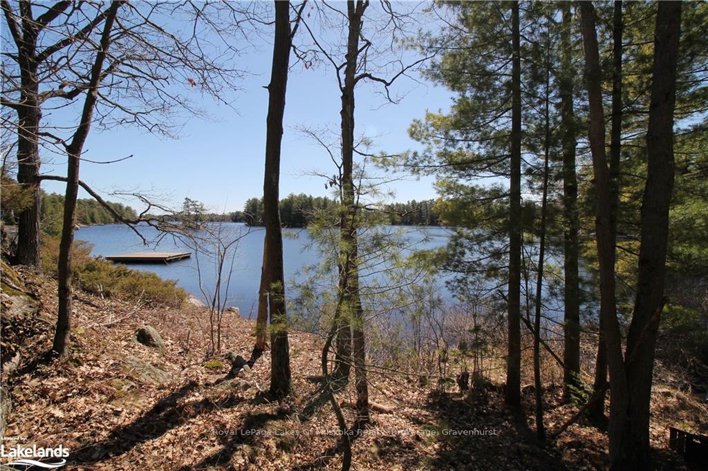 Photo 4 of 63 Loon Lake Road, Gravenhurst, Muskoka (S) — HOMEH
