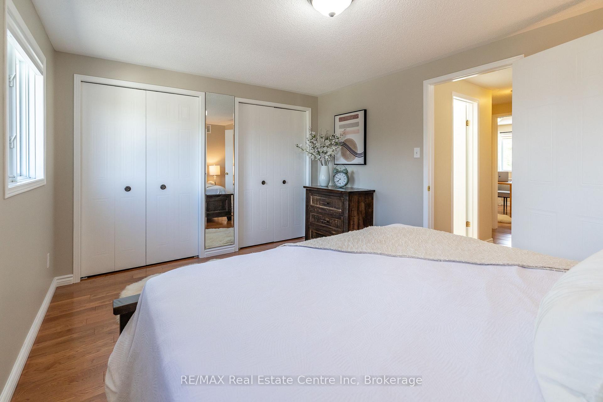 Photo 18 of 31 Bushmills Crescent, Guelph, Willow West/Sugarbush/West Acres — HOMEH