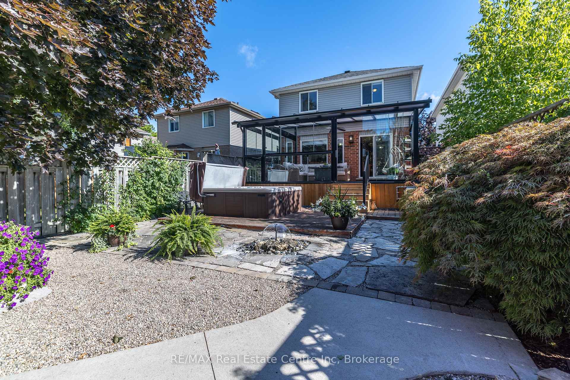 Photo 36 of 31 Bushmills Crescent, Guelph, Willow West/Sugarbush/West Acres — HOMEH