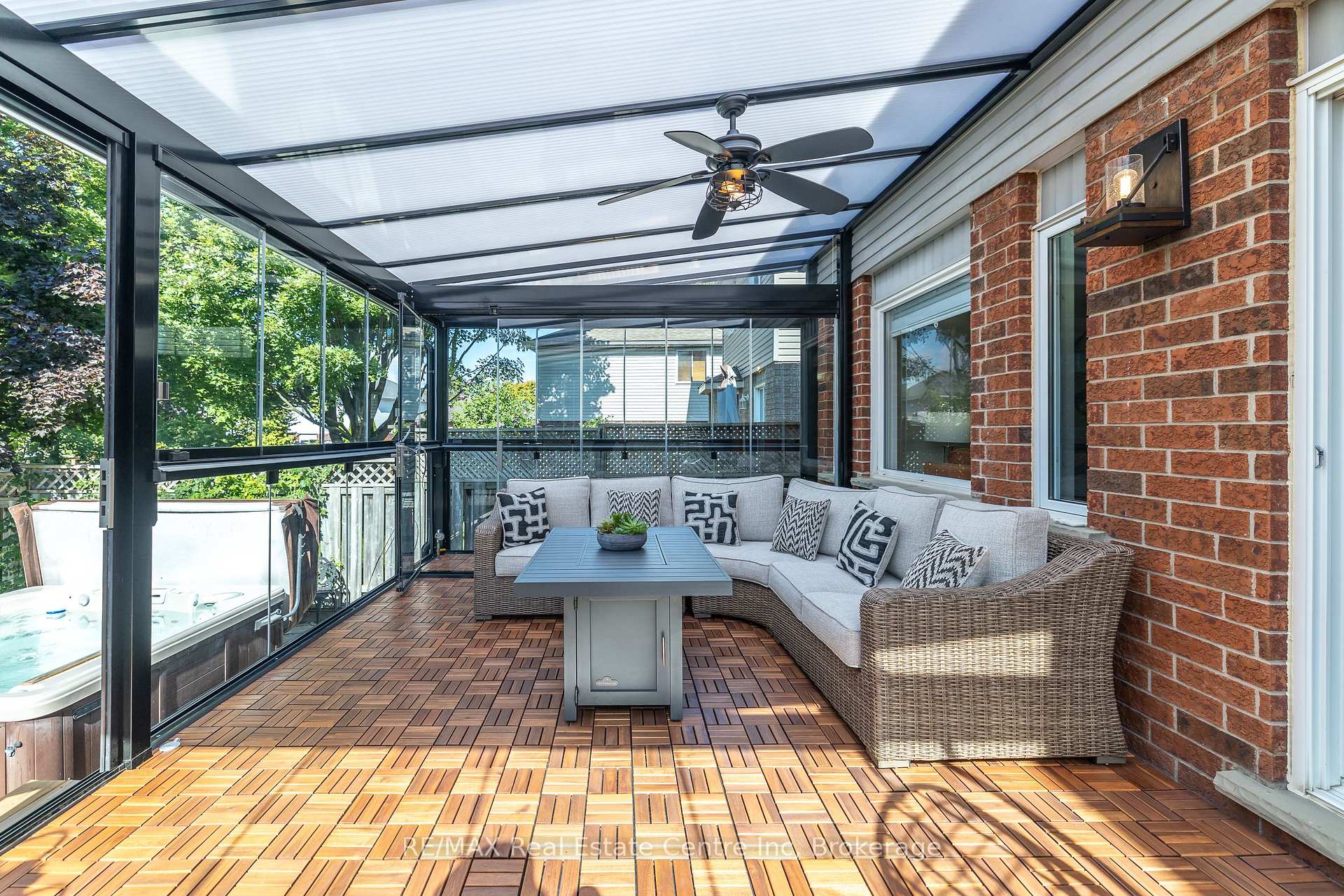 Photo 39 of 31 Bushmills Crescent, Guelph, Willow West/Sugarbush/West Acres — HOMEH