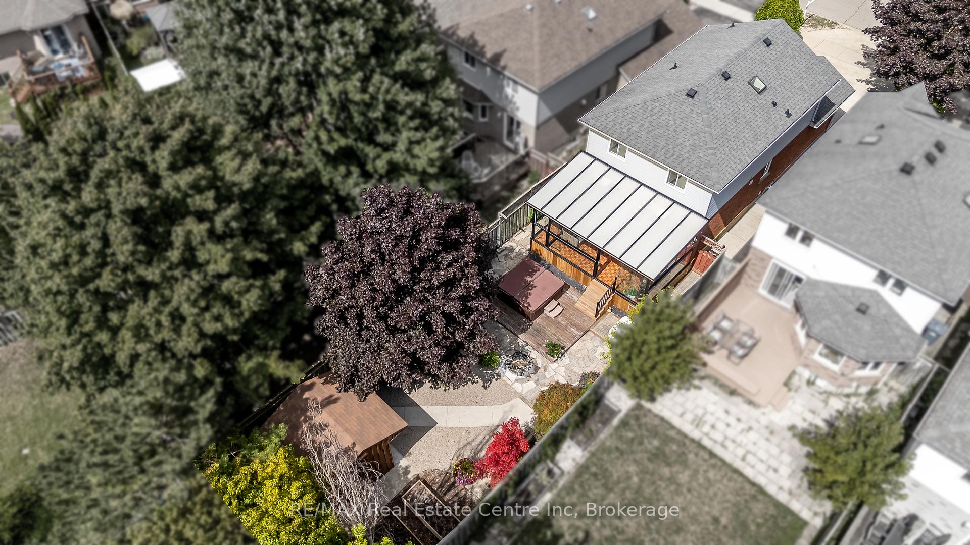 Photo 44 of 31 Bushmills Crescent, Guelph, Willow West/Sugarbush/West Acres — HOMEH