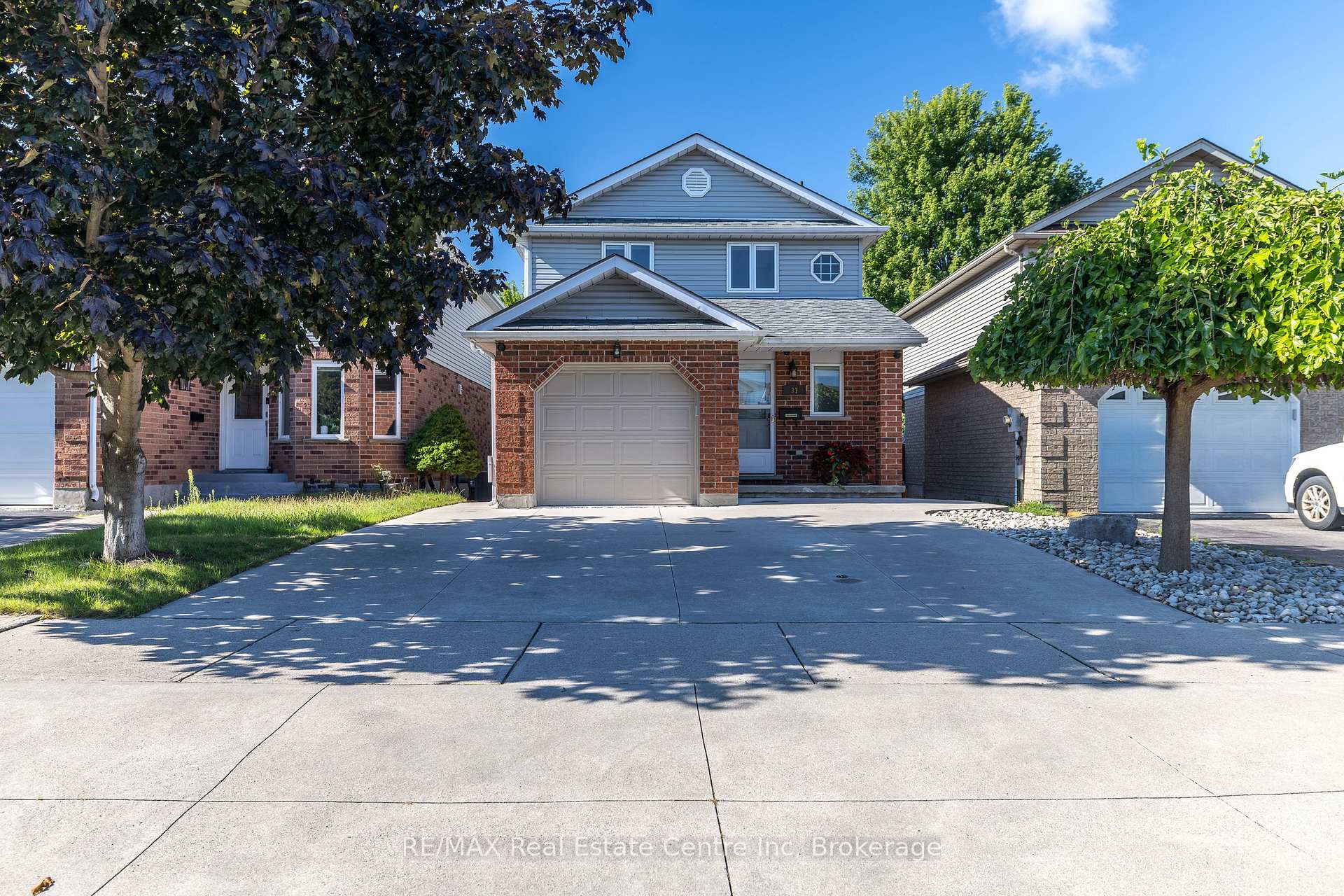 Photo 50 of 31 Bushmills Crescent, Guelph, Willow West/Sugarbush/West Acres — HOMEH