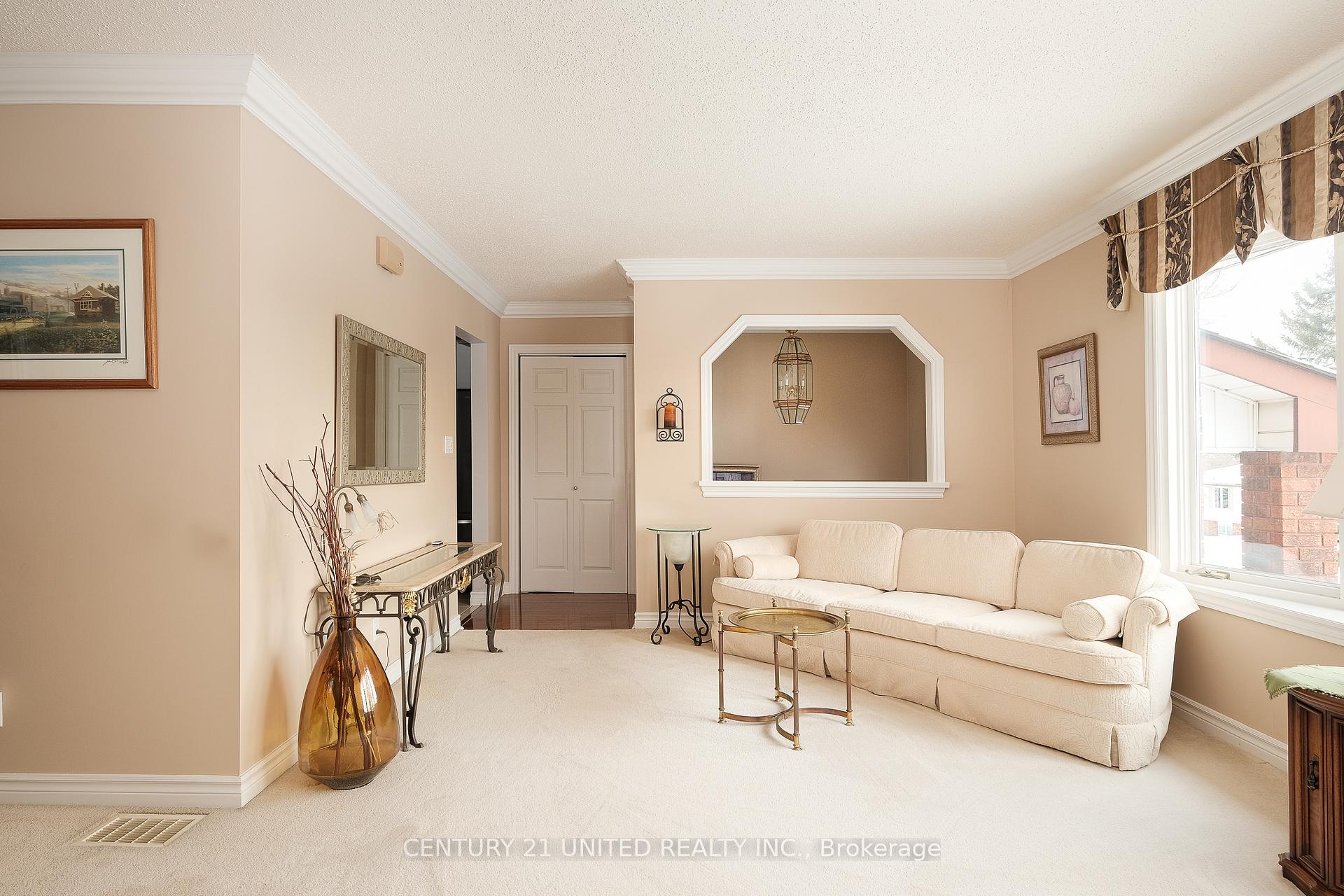 Photo 3 of 1229 Neptune Street, Peterborough, Northcrest Ward 5 — HOMEH