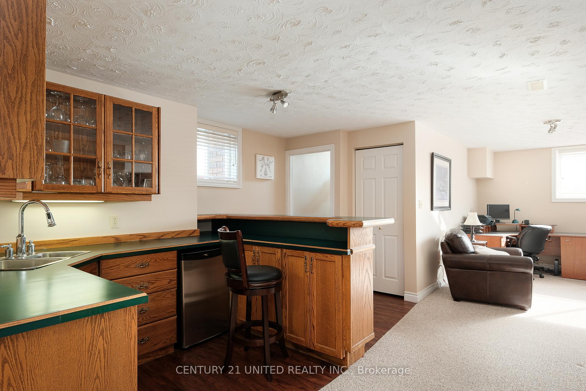 Photo 21 of 1229 Neptune Street, Peterborough, Northcrest Ward 5 — HOMEH