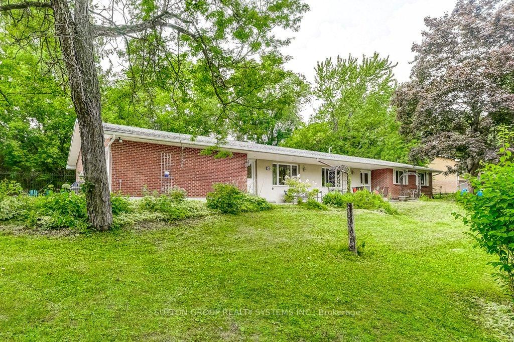 Photo 5 of 26 Harriman Road, Aurora, Aurora Village — HOMEH