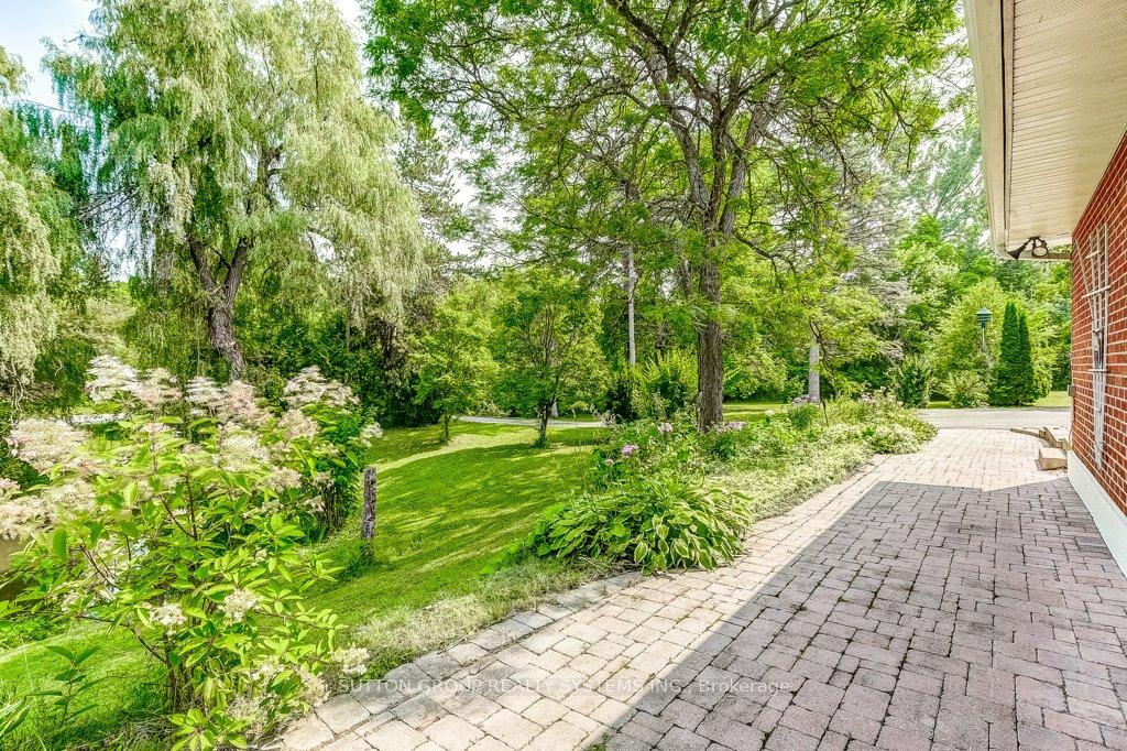 Photo 6 of 26 Harriman Road, Aurora, Aurora Village — HOMEH