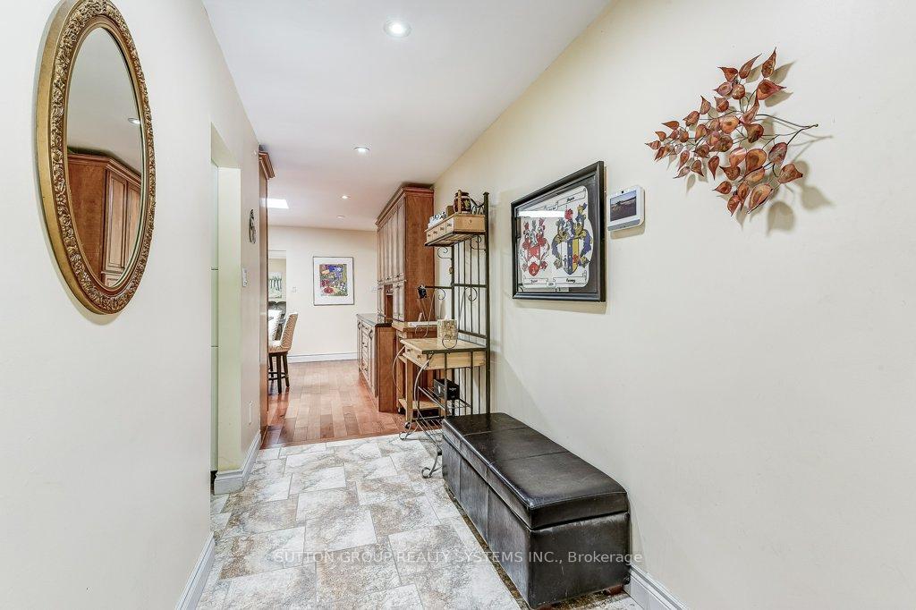 Photo 30 of 26 Harriman Road, Aurora, Aurora Village — HOMEH