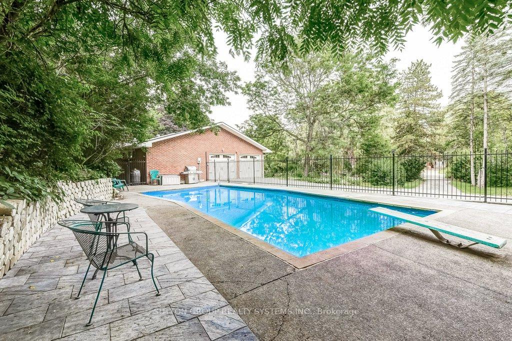 Photo 29 of 26 Harriman Road, Aurora, Aurora Village — HOMEH