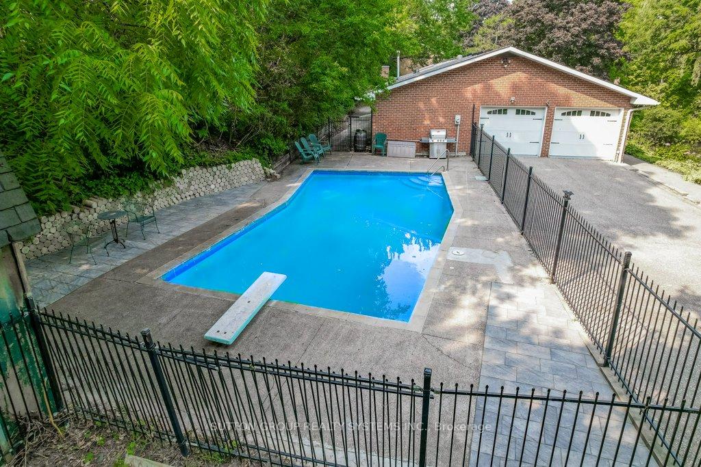 Photo 37 of 26 Harriman Road, Aurora, Aurora Village — HOMEH