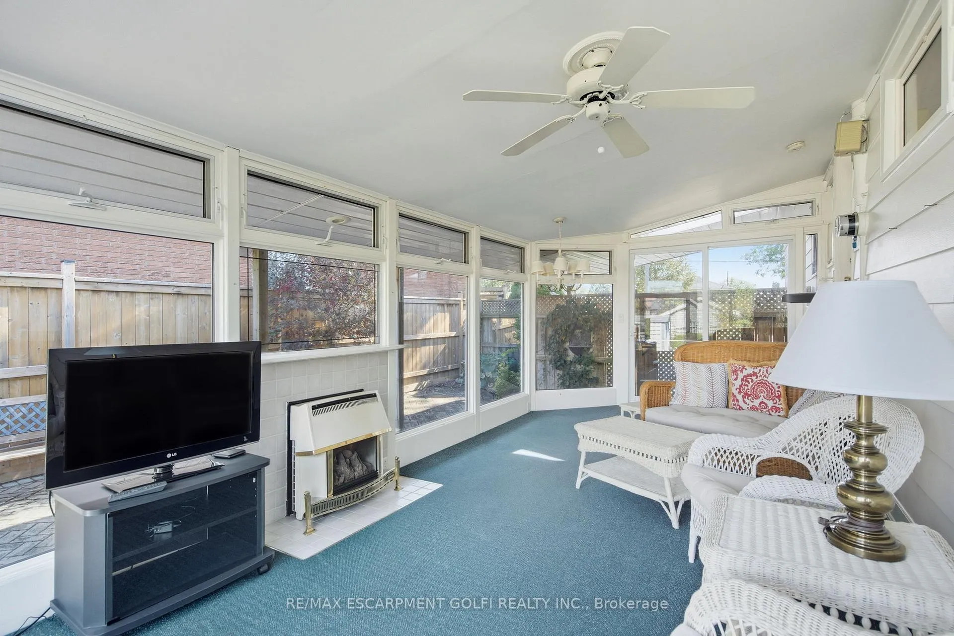 Photo 27 of 106 Fielding Crescent, Hamilton, Lawfield — HOMEH
