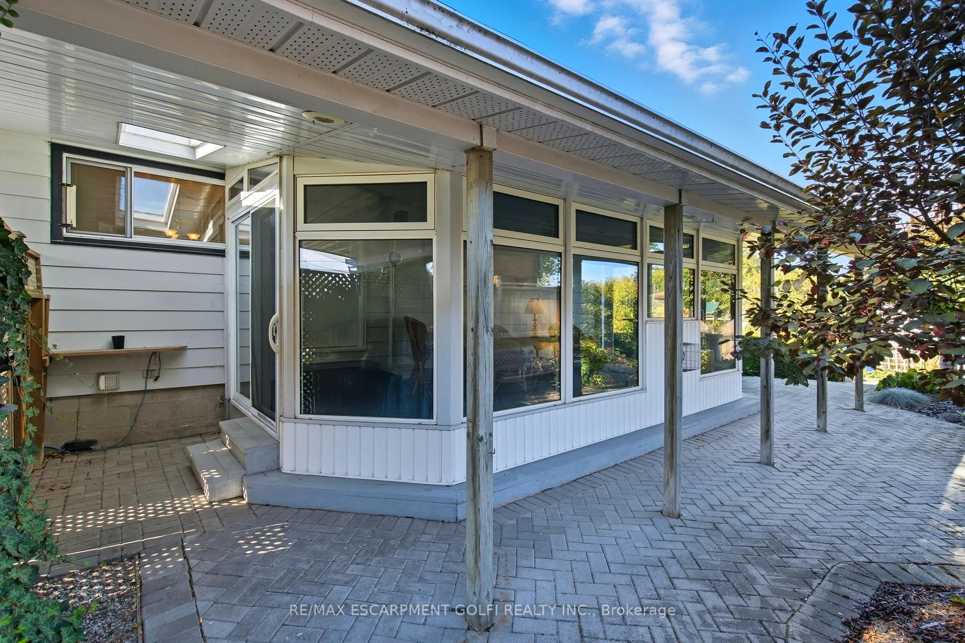 Photo 28 of 106 Fielding Crescent, Hamilton, Lawfield — HOMEH