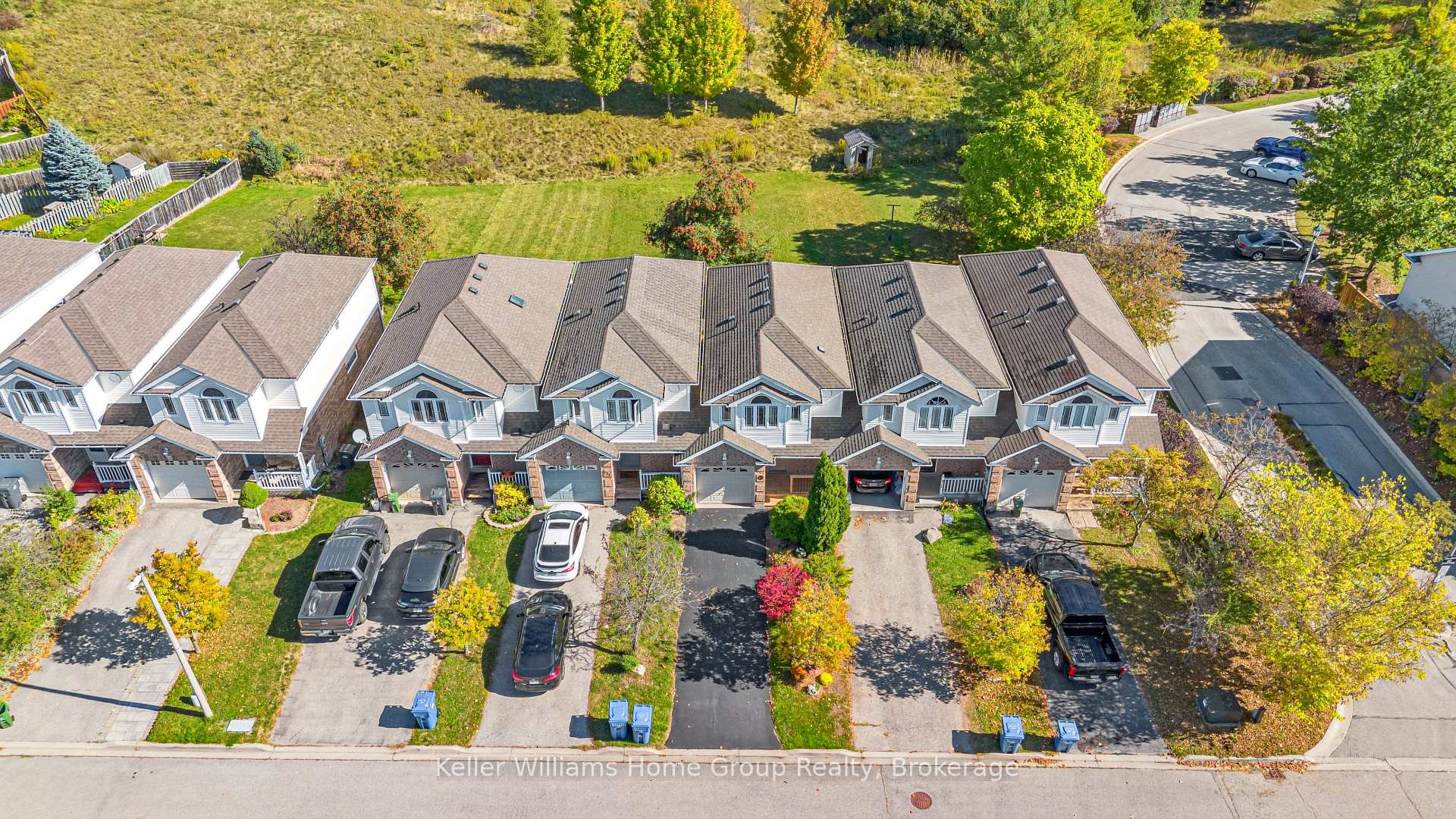 Photo 2 of 219 Terraview Crescent, Guelph, Kortright West — HOMEH