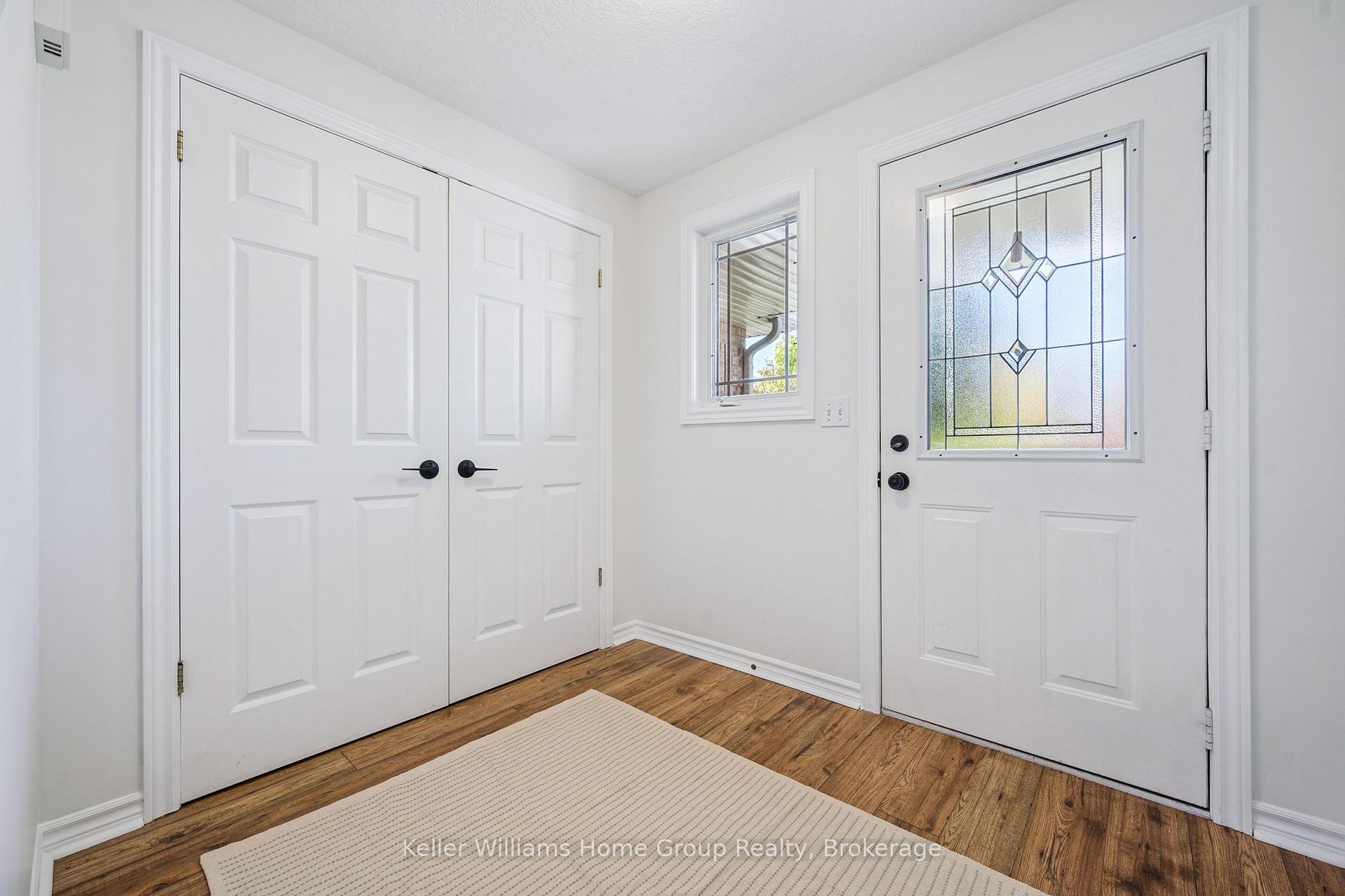 Photo 5 of 219 Terraview Crescent, Guelph, Kortright West — HOMEH