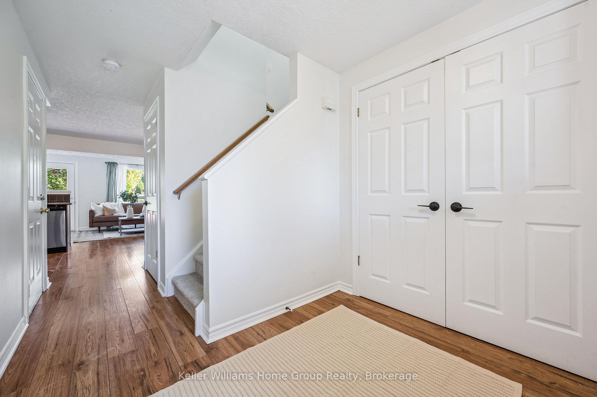 Photo 6 of 219 Terraview Crescent, Guelph, Kortright West — HOMEH