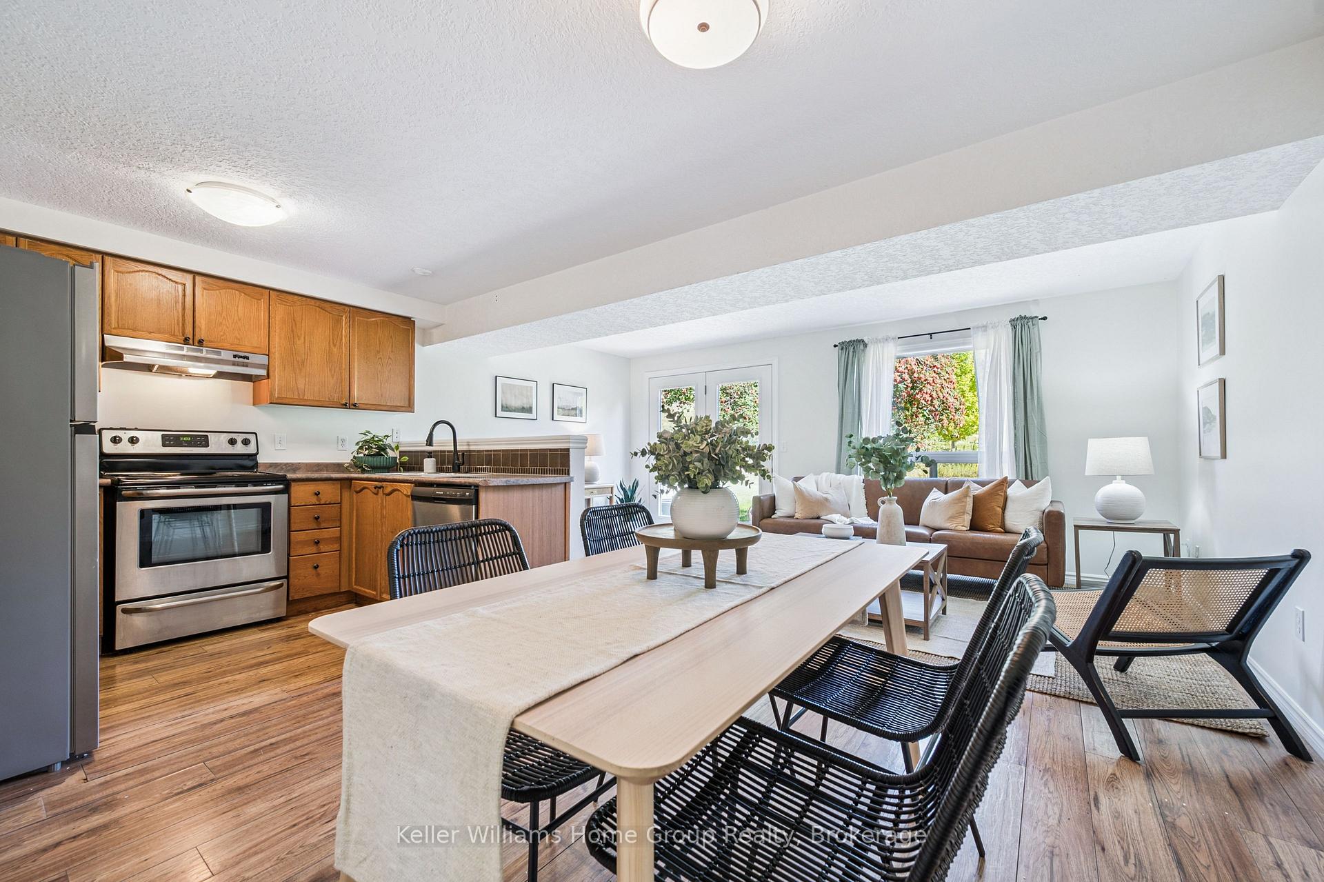 Photo 14 of 219 Terraview Crescent, Guelph, Kortright West — HOMEH
