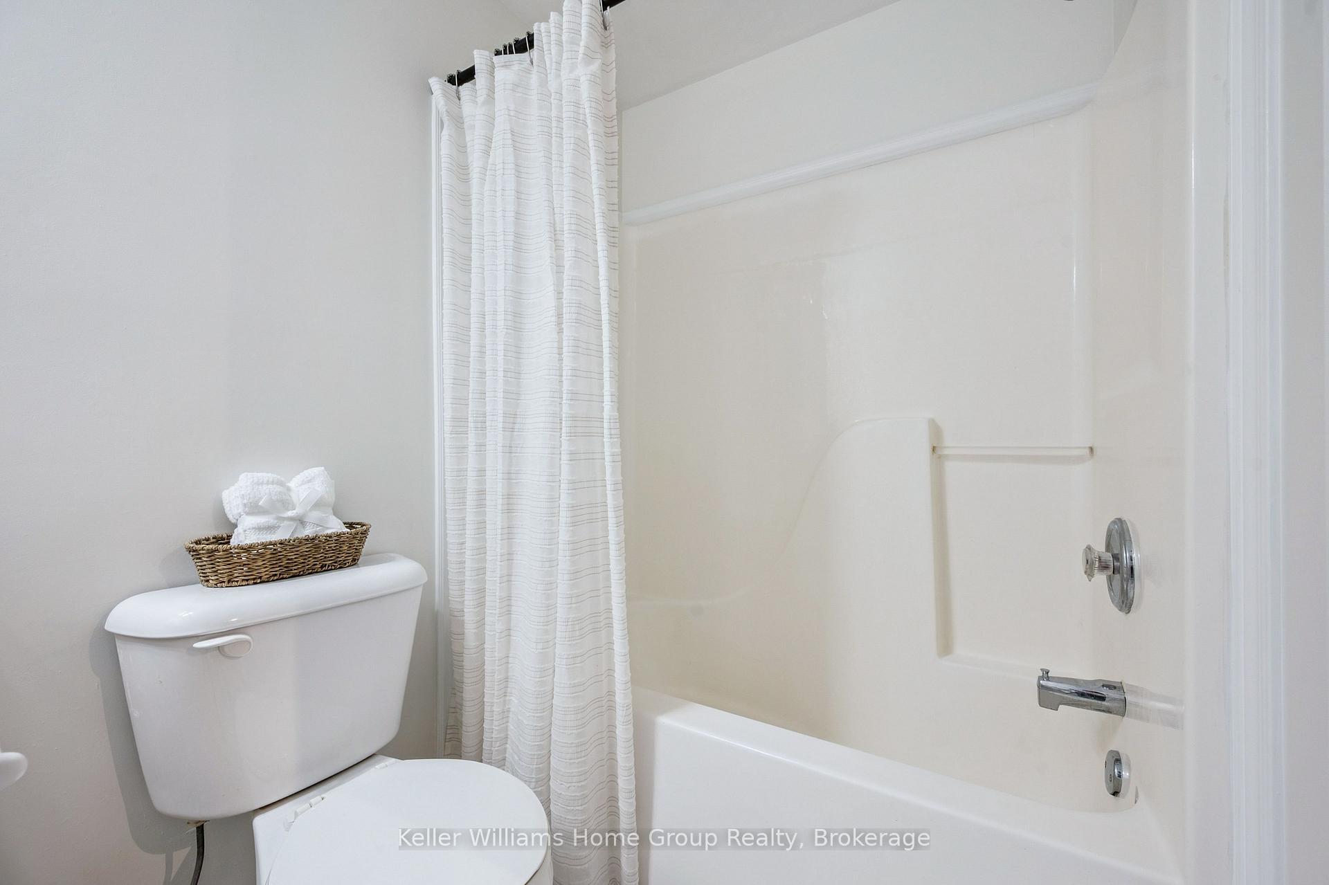 Photo 27 of 219 Terraview Crescent, Guelph, Kortright West — HOMEH