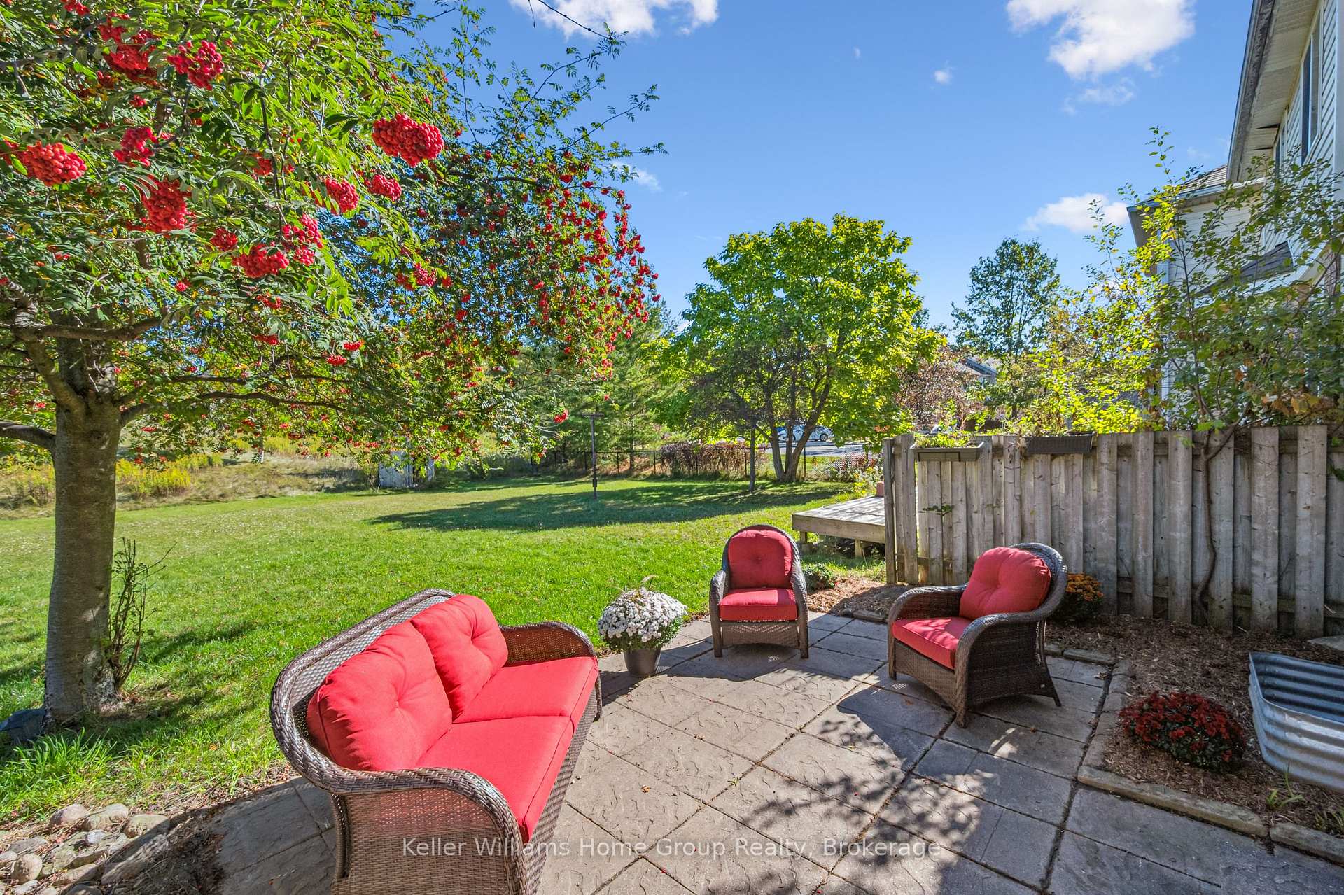 Photo 33 of 219 Terraview Crescent, Guelph, Kortright West — HOMEH