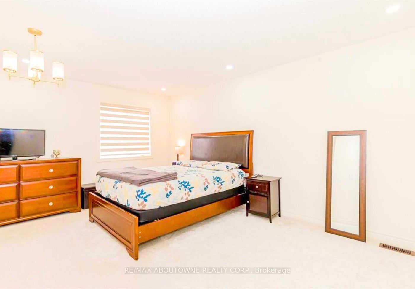 Photo 50 of 513 Bessborough Drive, Milton, Harrison — HOMEH
