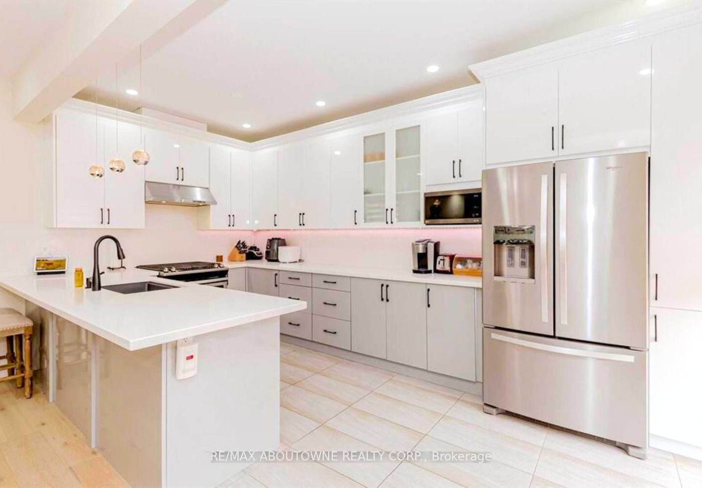 Photo 46 of 513 Bessborough Drive, Milton, Harrison — HOMEH