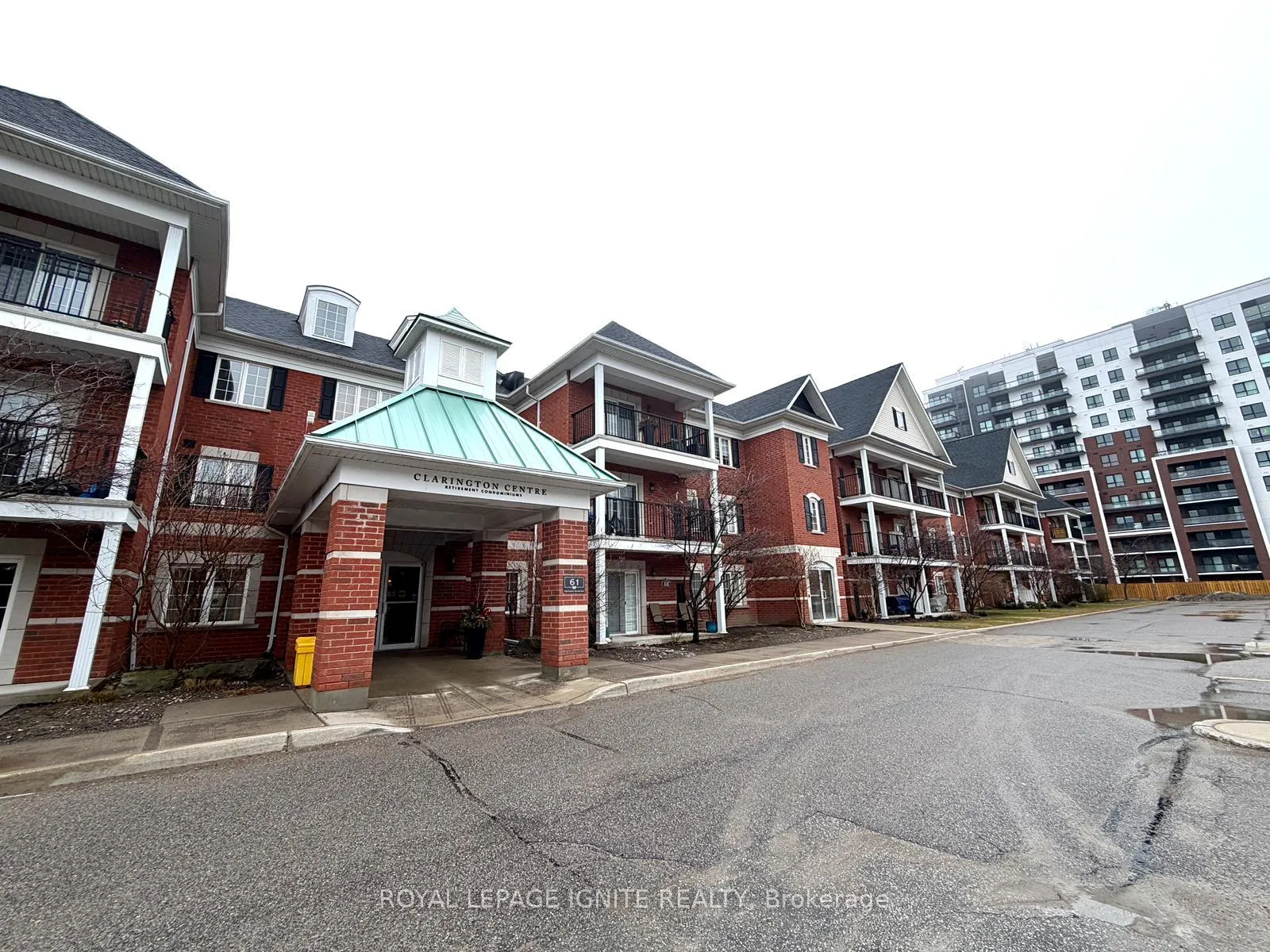 Photo 1 of Unit 117, 61 Clarington Boulevard, Clarington, Bowmanville — HOMEH