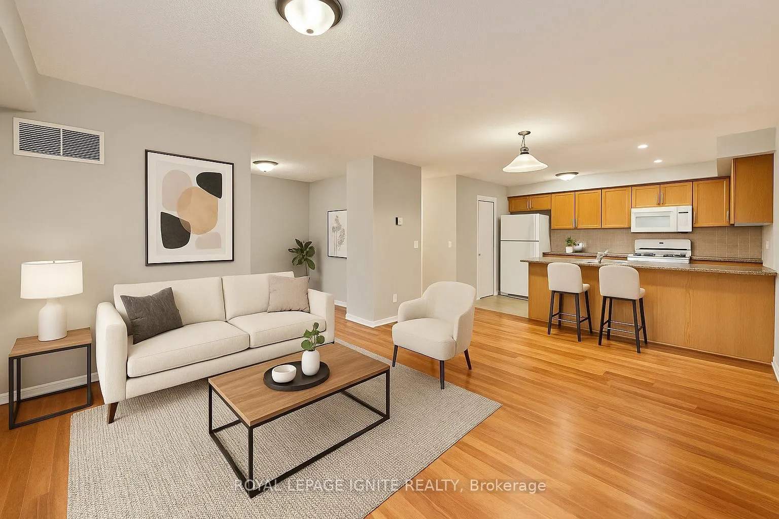 Photo 8 of Unit 117, 61 Clarington Boulevard, Clarington, Bowmanville — HOMEH
