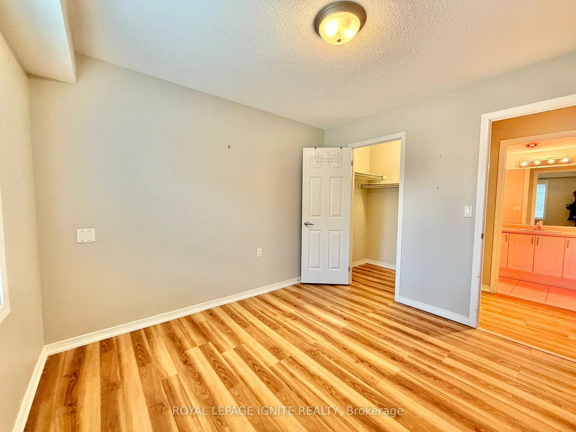 Photo 13 of Unit 117, 61 Clarington Boulevard, Clarington, Bowmanville — HOMEH