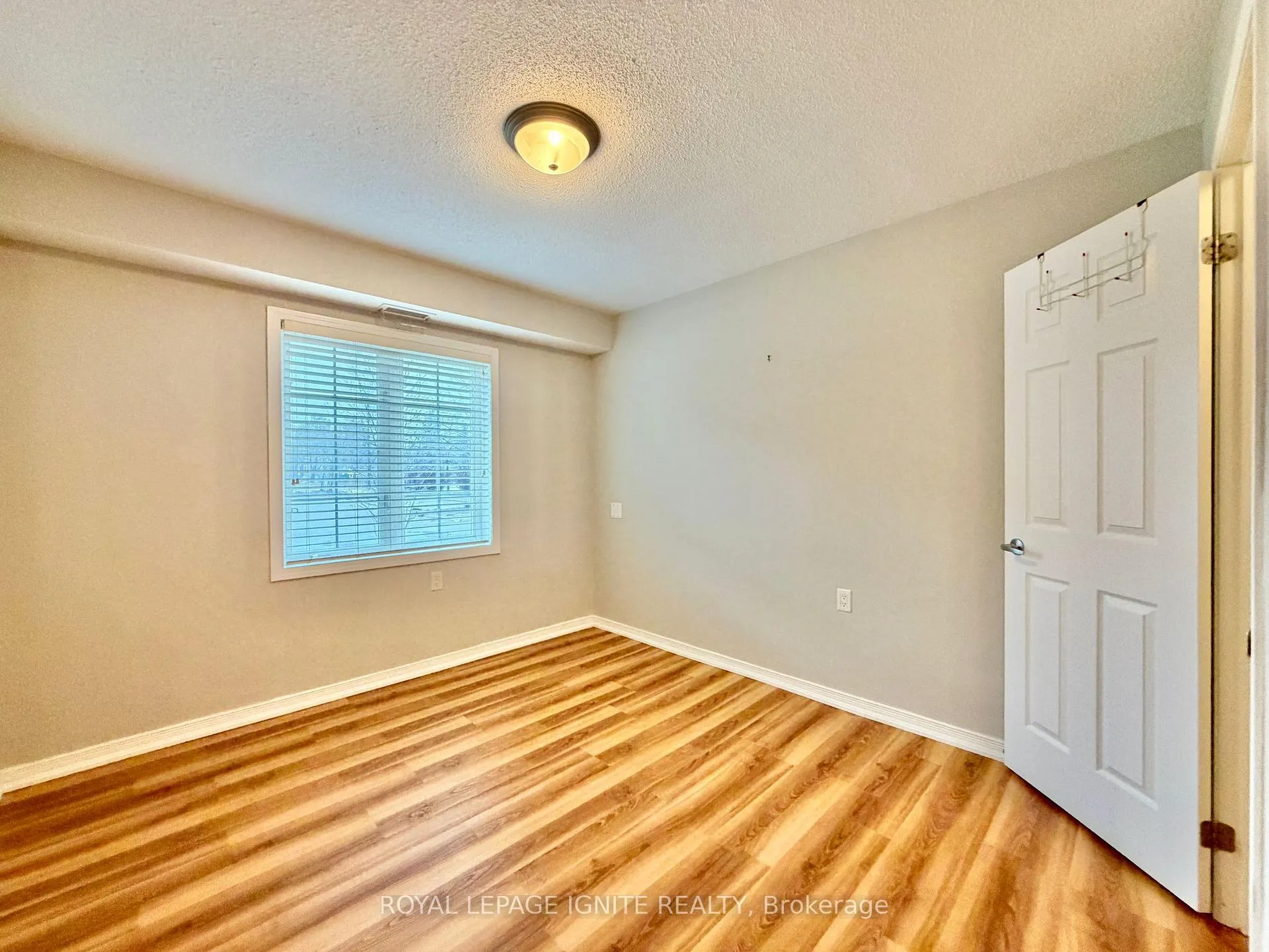 Photo 15 of Unit 117, 61 Clarington Boulevard, Clarington, Bowmanville — HOMEH