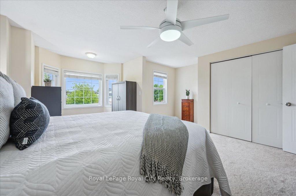 Photo 23 of 93 Doyle Drive, Guelph, Clairfields/Hanlon Business Park — HOMEH
