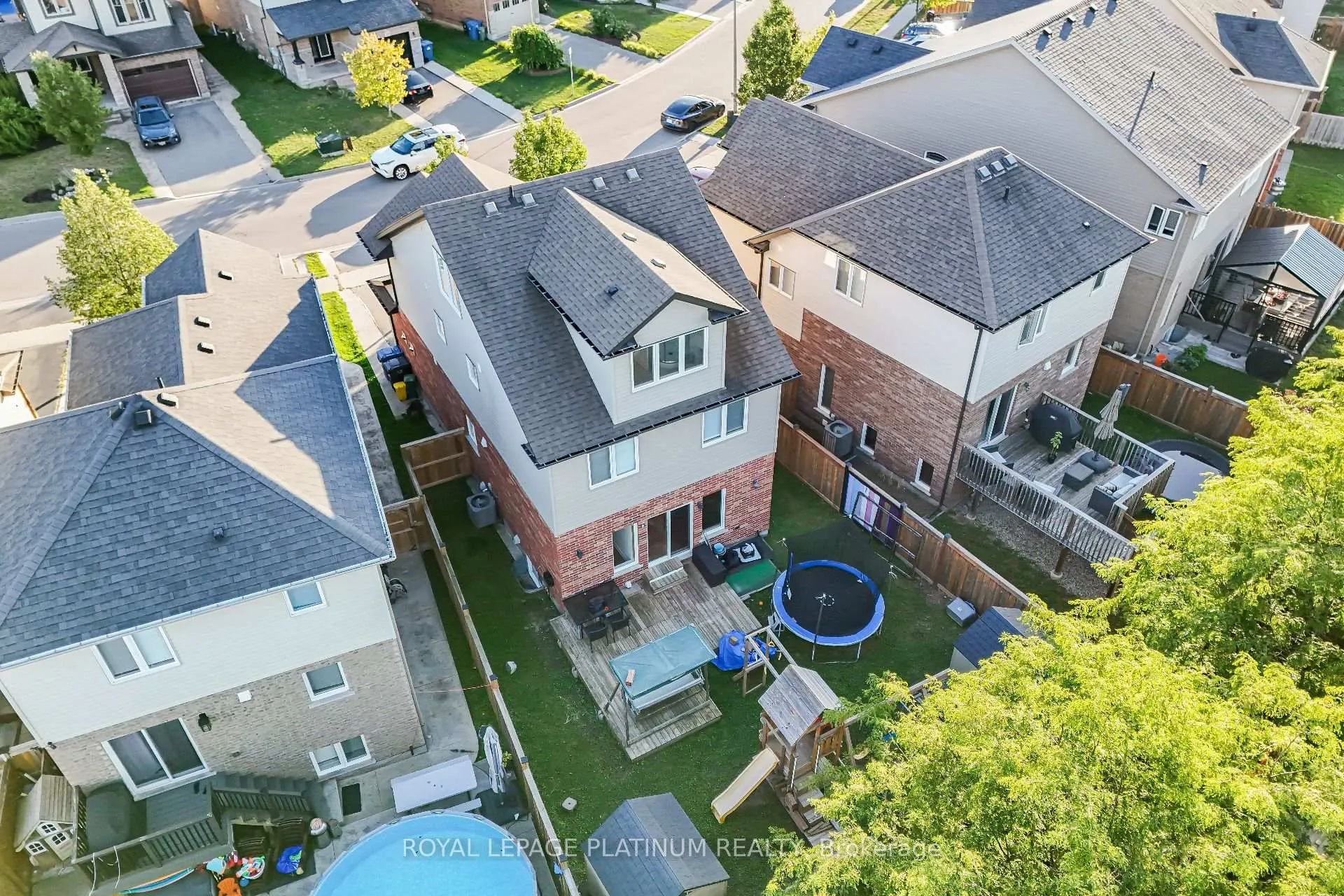Photo 8 of 34 Samuel Drive, Guelph, Pineridge/Westminster Woods — HOMEH